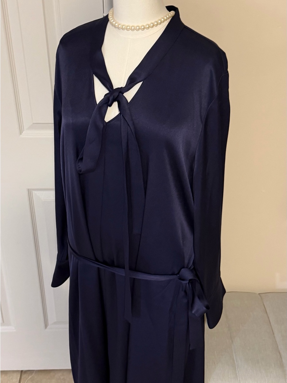 Kobi Halperin Navy Long-Sleeve Tie-Neck Dress